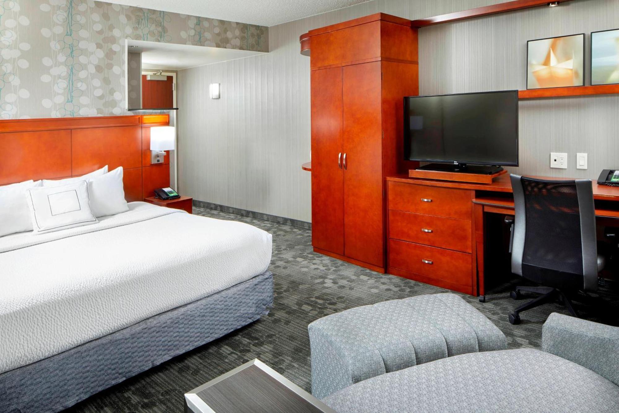 Courtyard By Marriott San Antonio Six Flags At The Rim Otel Dış mekan fotoğraf